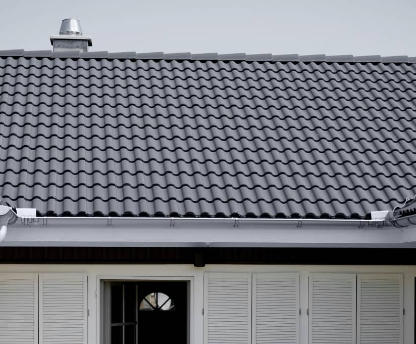 10 tips to make residential and commercial roofs last longer