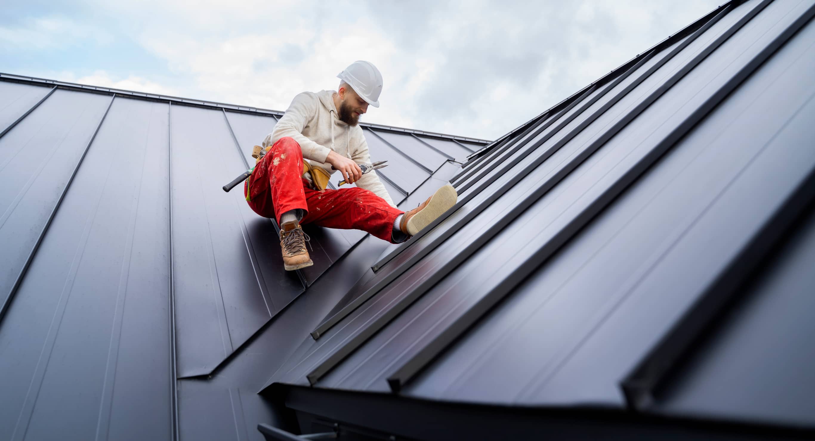 What is the best time of year to repair your roof?